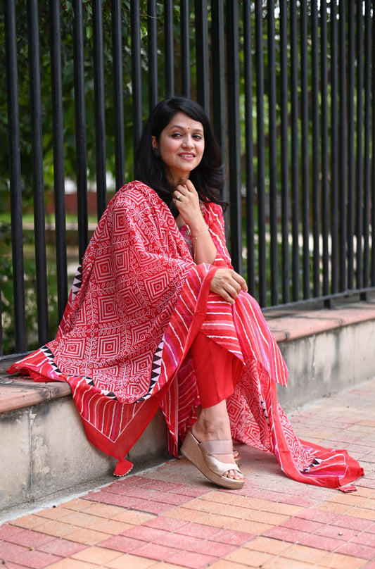 Red Lehariya Suit Set