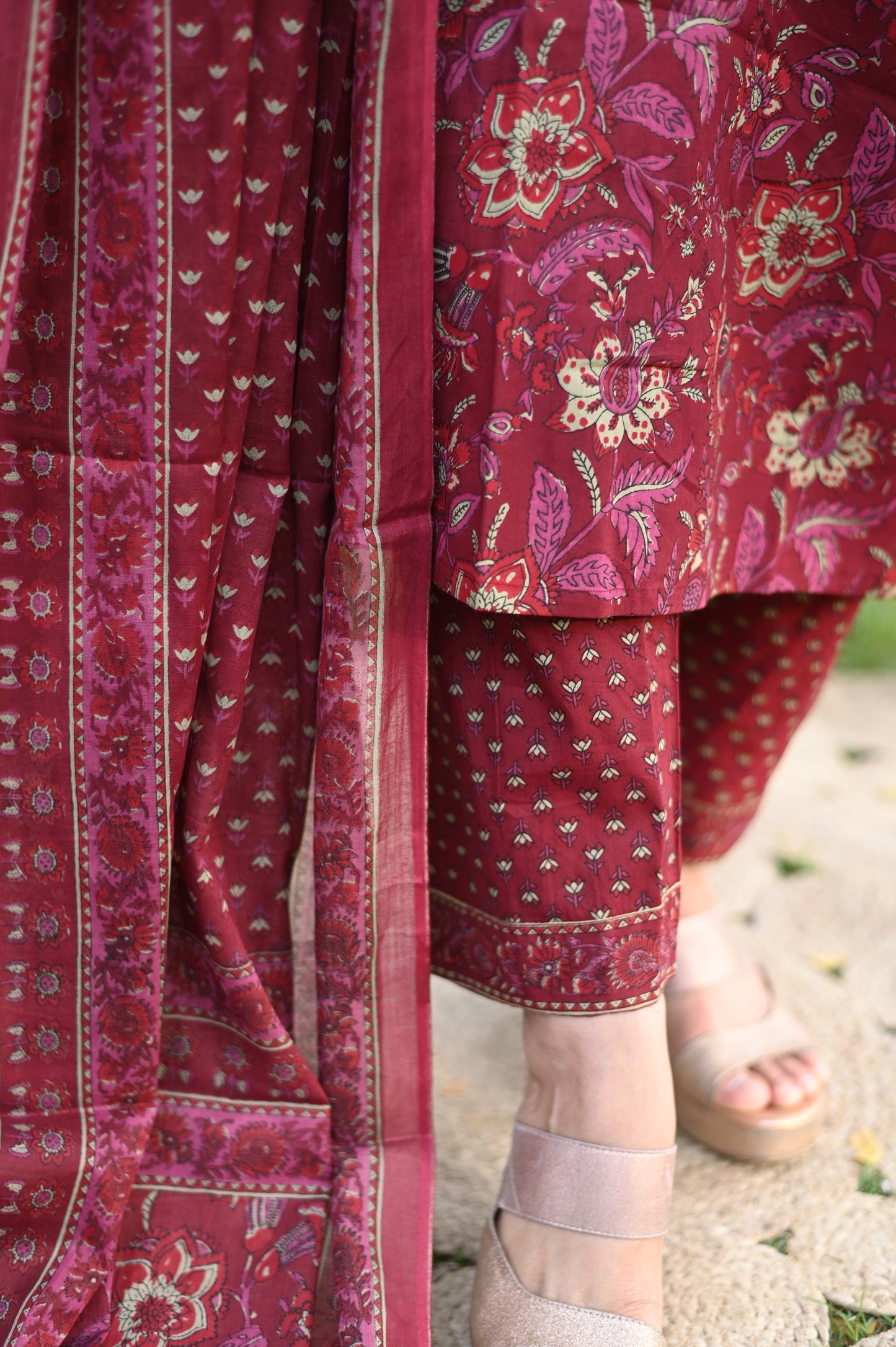 Mahira Floral Cotton Suit Set