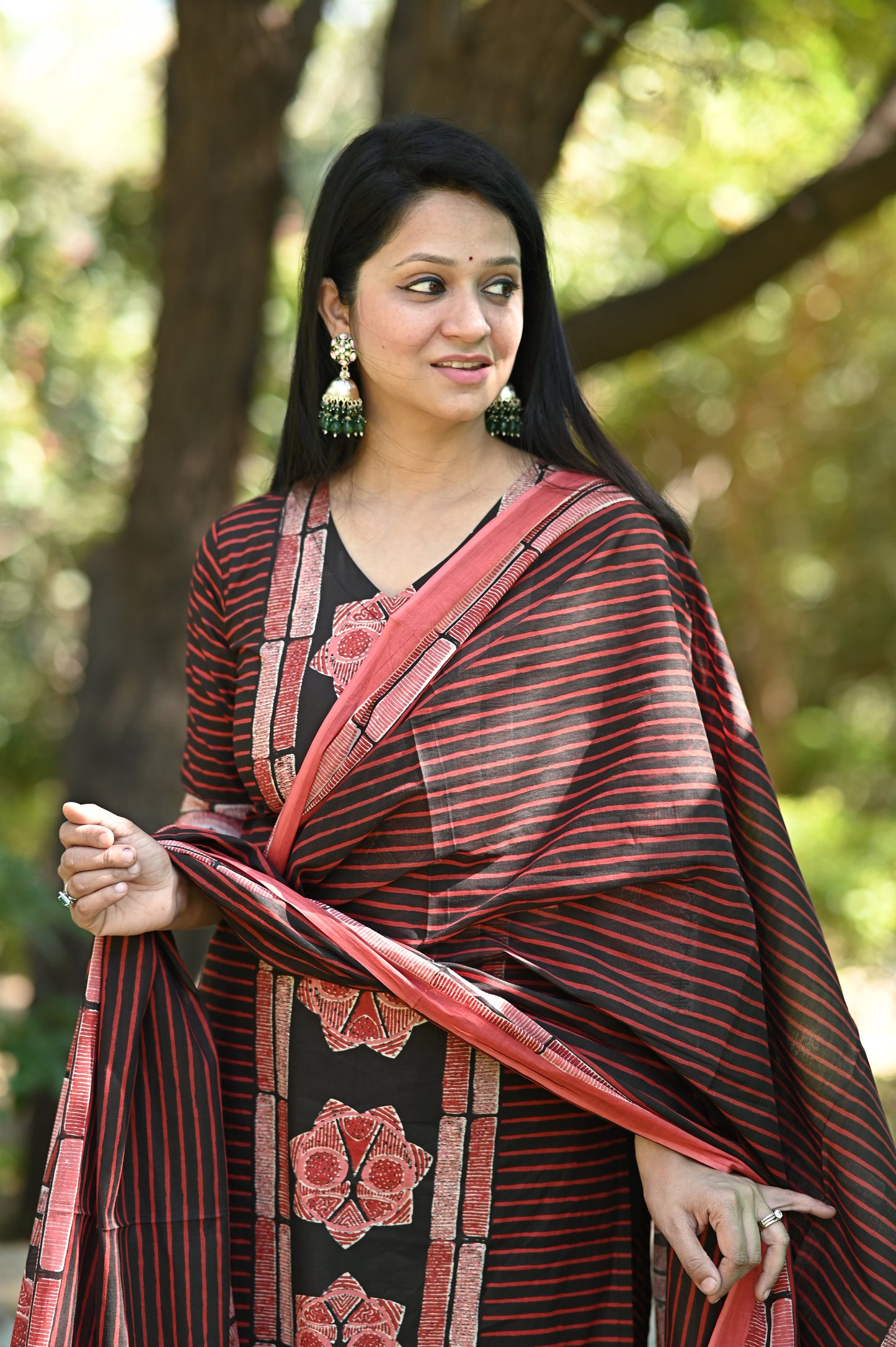 Brij Handbolck Red & Black Cotton Suit Set