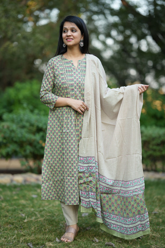 Gehna Green Cotton Suit Set