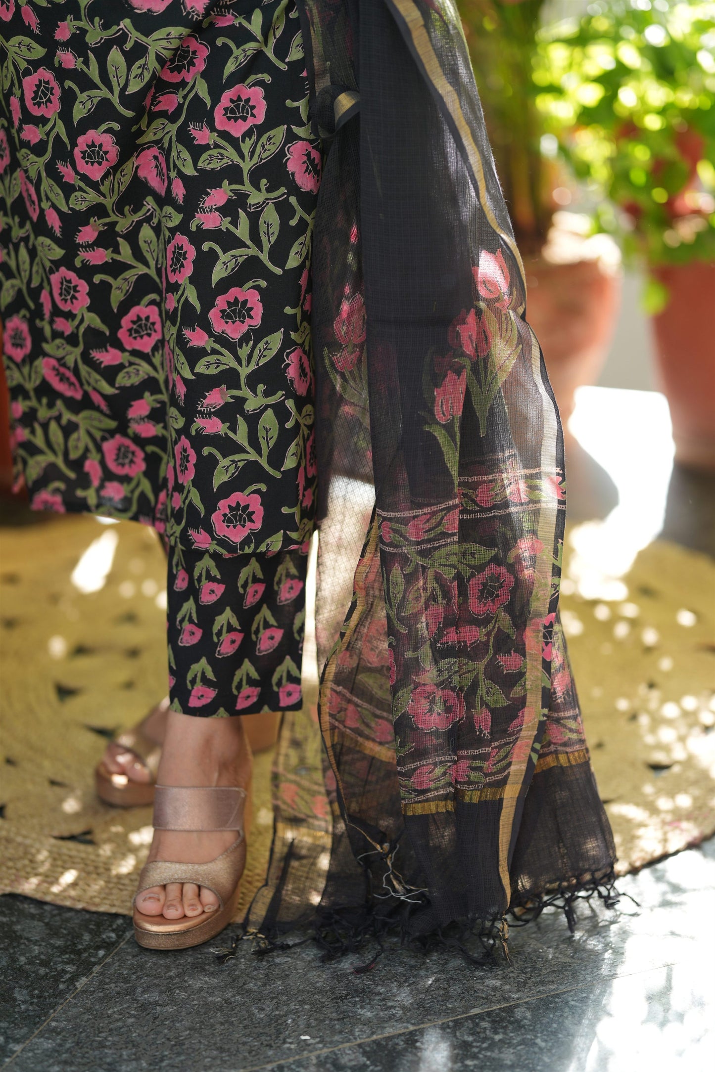 Aarohi Black Floral Cotton Handblock Suit Set