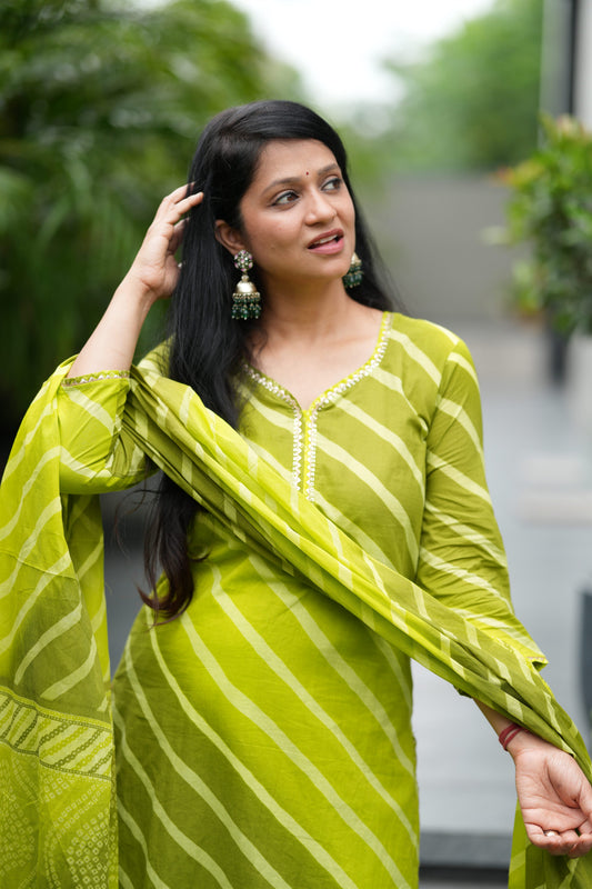 Hariyali Sawan Lehar Cotton Suit Set