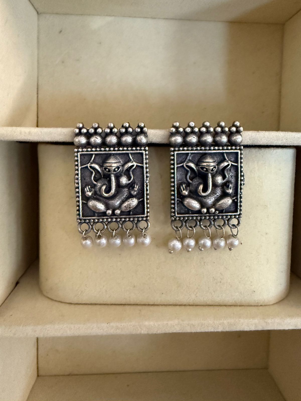 Beautiful Jhumka Set