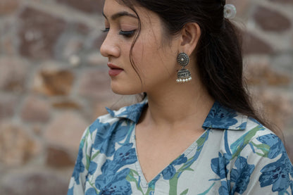 Divita Discharge Print Kurta Pant Set