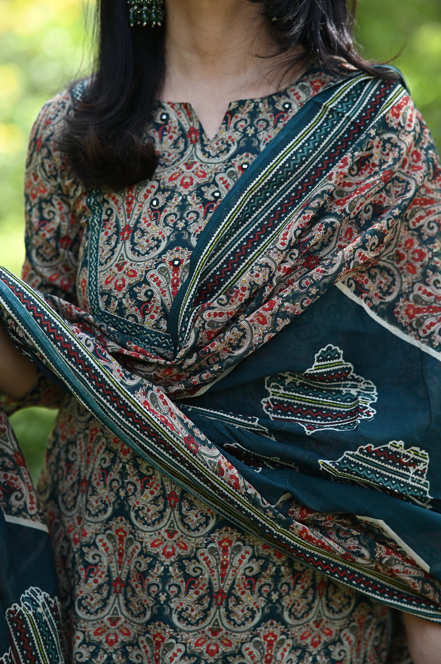 Chakor Embroidered Cotton Suit Set