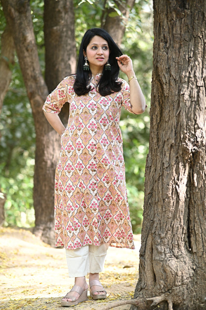 Esha Peach Cotton Kurti