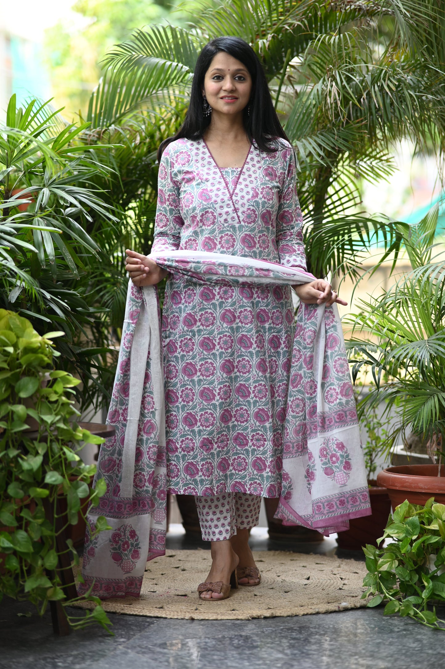 Ishaani Cotton Suit Set
