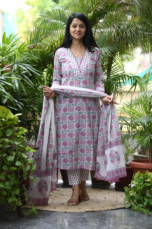 Ishaani Cotton Suit Set