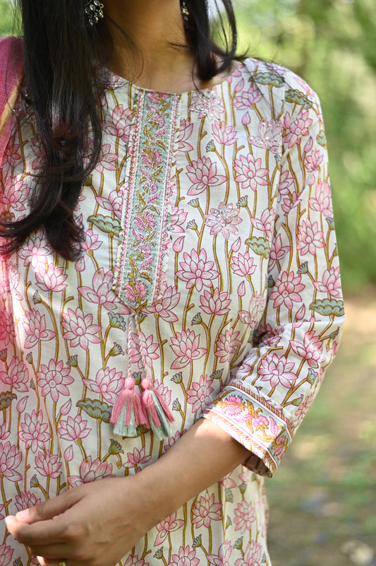 Kamali Handblock Suit Set