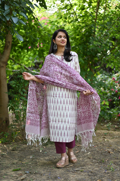 Mandira Hand Block Suit Set