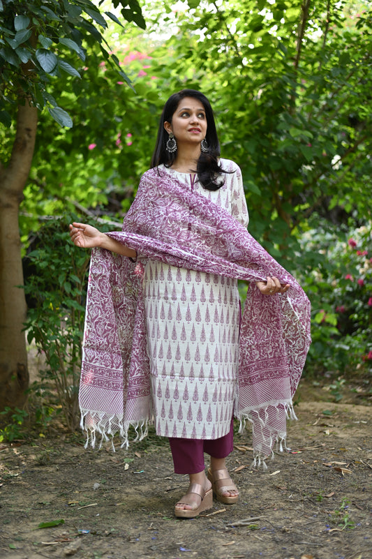 Mandira Hand Block Suit Set