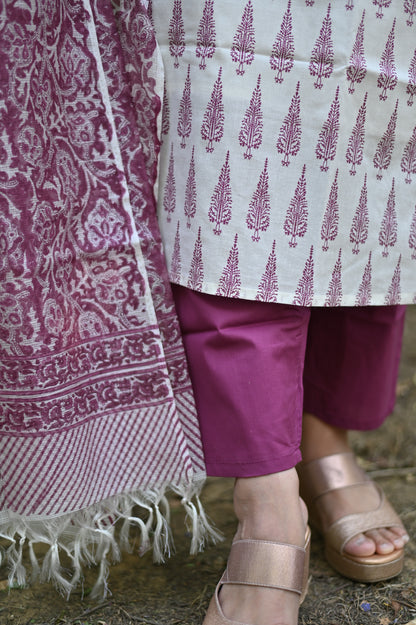 Mandira Hand Block Suit Set