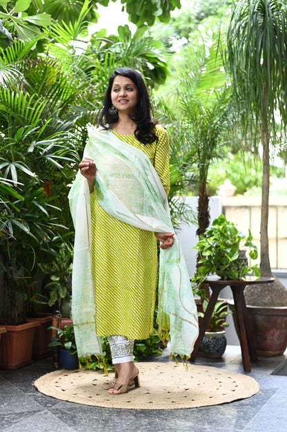 Parrot Green Lehariya Cotton Suit Set