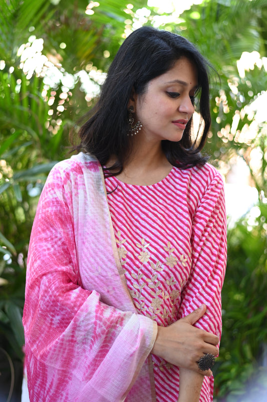 Pink Lehariya Cotton Suit Set