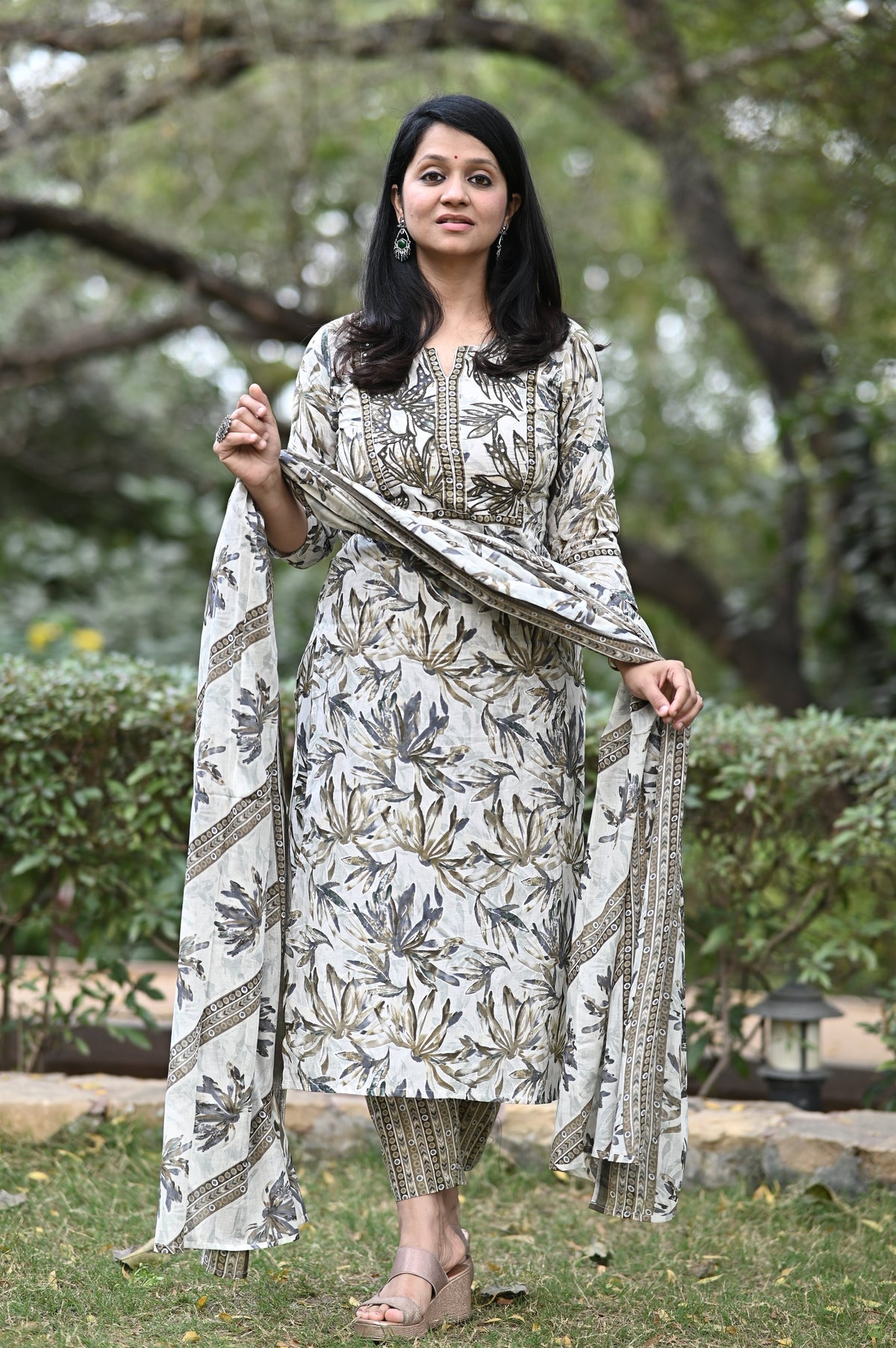 Harita Cotton Suit Set