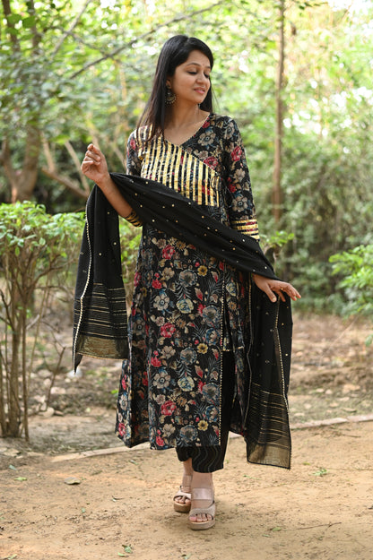 Mahiya Muslin A-line Suit Set