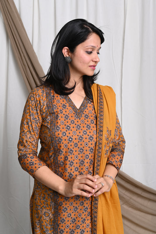 Padma Cotton Suit Set