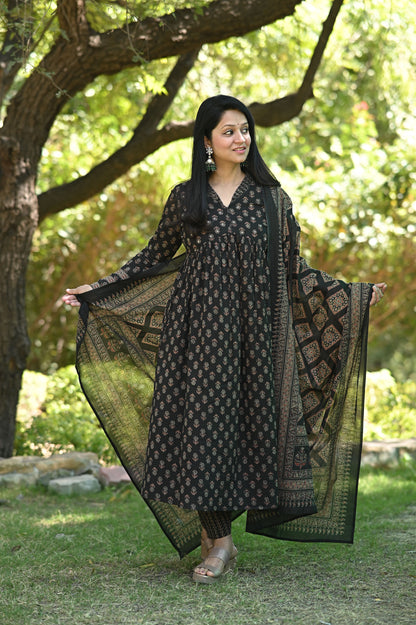 Mehreen Alia Cotton Suit Set
