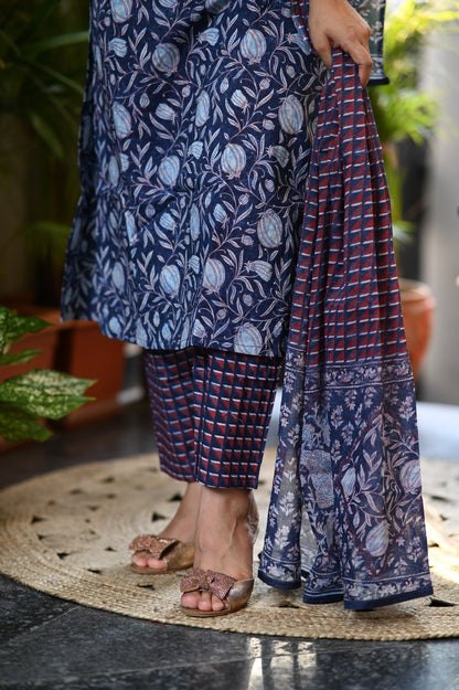 Kaashmi Blue Cotton Suit Set