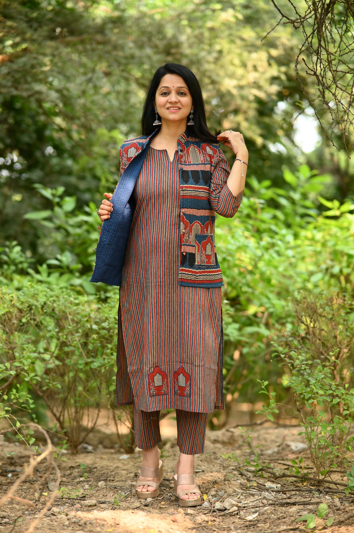 Mirzaa Kurta Pant with Jacket Set