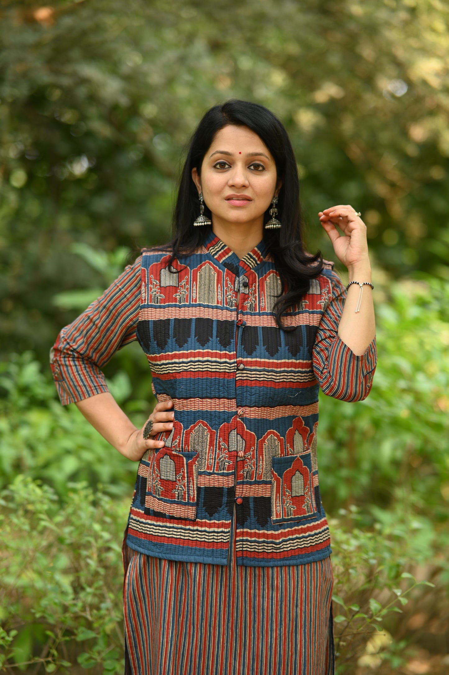 Mirzaa Kurta Pant with Jacket Set