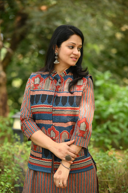 Mirzaa Kurta Pant with Jacket Set