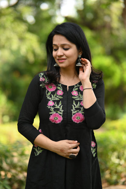 Kasturi Black Kurta Pant Set