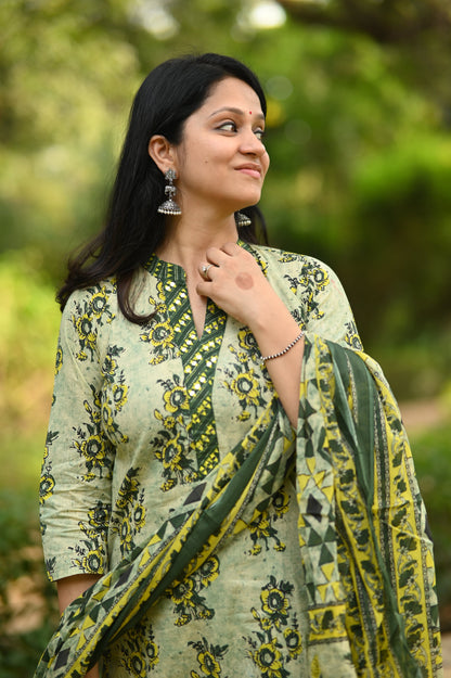 Nora Cotton Suit Set