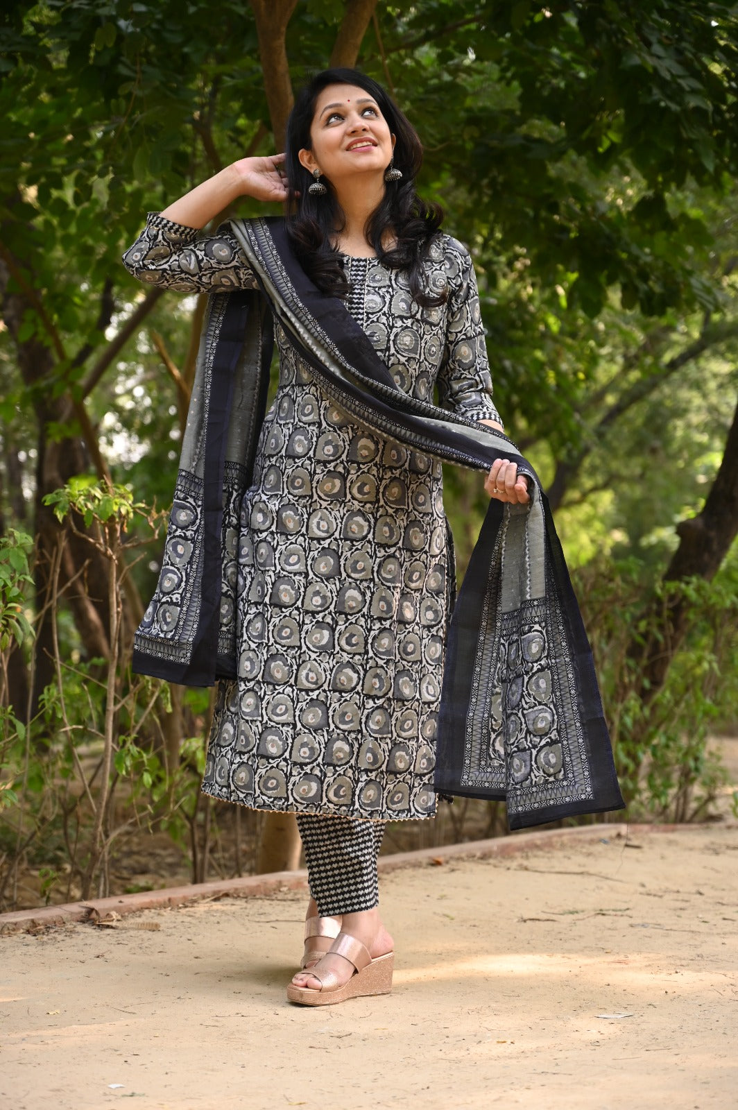 Pearl Muslin Silk Suit Set