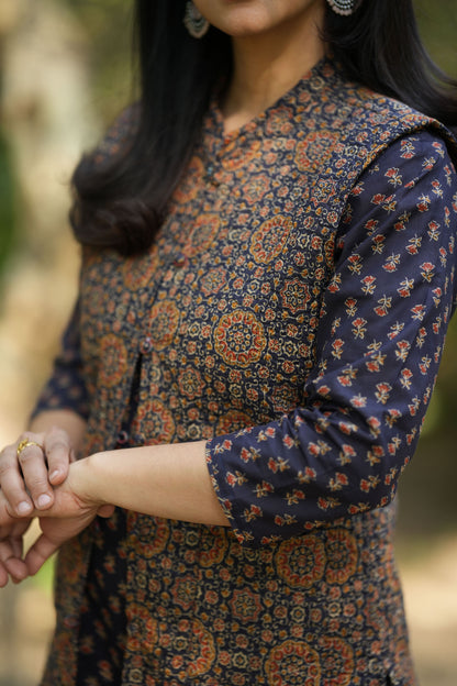 Vibha Kurta Pant with Jacket Set