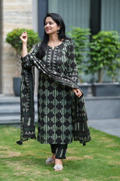 Taarika Katha Cotton Suit Set
