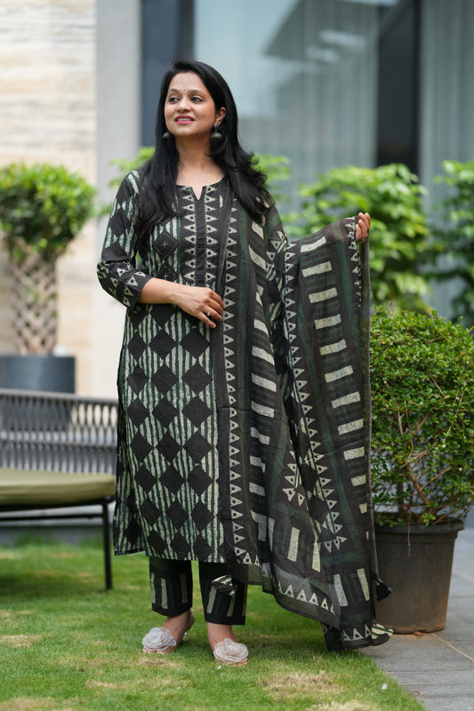 Taarika Katha Cotton Suit Set
