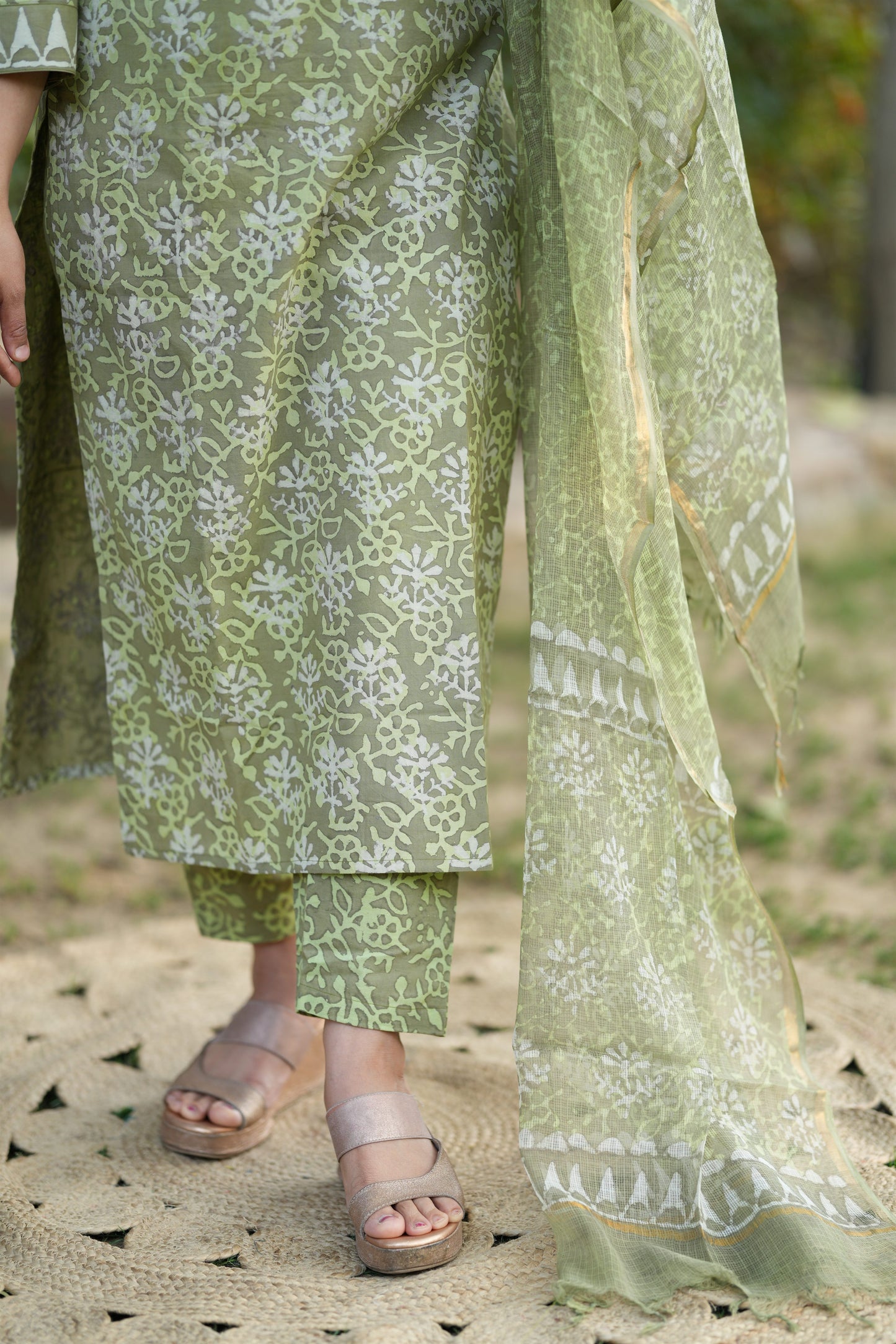 Zariya Jaal Ptint Cotton Handblock Suit Set