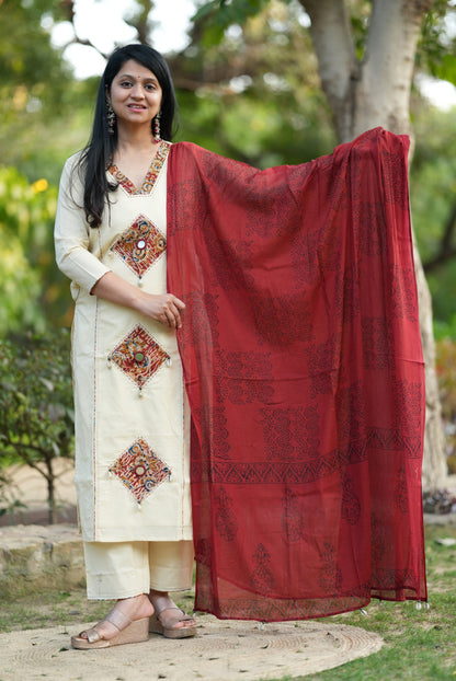 Off White Kutch Patchwork Suit Set