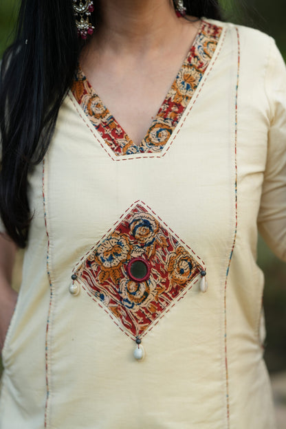 Off White Kutch Patchwork Suit Set