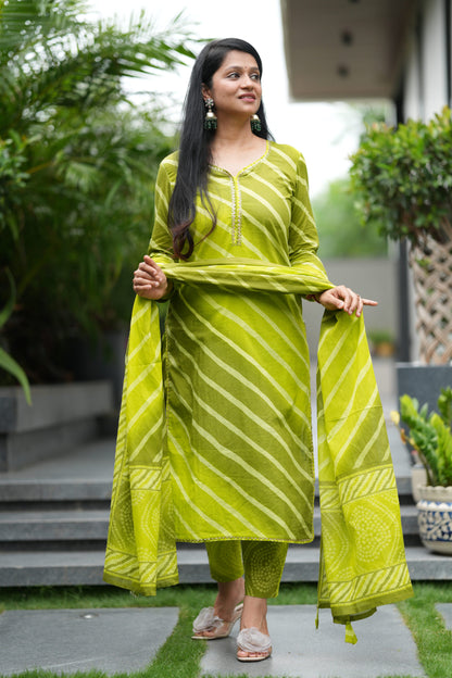 Hariyali Sawan Lehar Cotton Suit Set